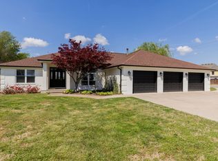 1261 Mount Hebron Rd, Rogers, AR 72758