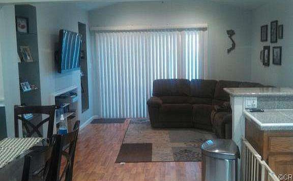 3rd image of 20328 Devlin Ave