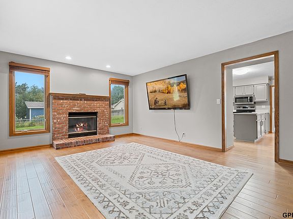 5th image of 3024 Chisholm Pl