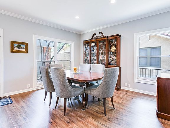 5th image of 818 W Avenue D