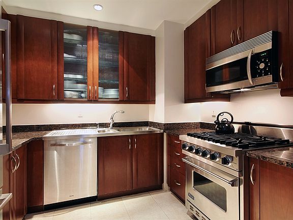 2nd image of 181 E 90th St APT 7E