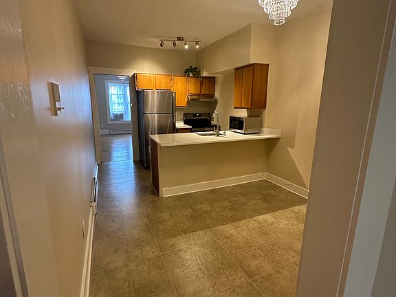 5th image of 367 State St