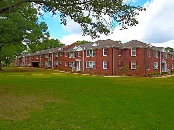 Sannoner Square, 800 Sannoner Ave #D964d5624, Florence, AL 35630