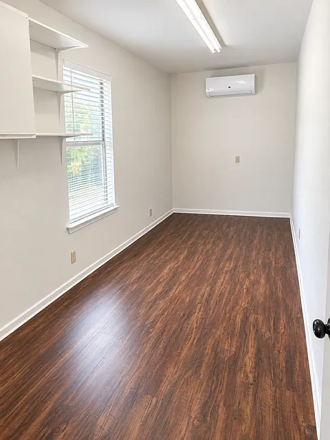 3 bed, 1367 sqft, $1,950 — Photo 3