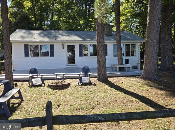 356 Popes Creek Ave, Montross, VA 22520