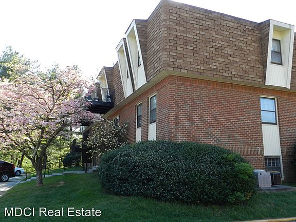 3rd image of 3525 Normandy Ln APT 74