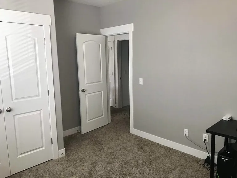213 W Ridge Rd — Photo 18