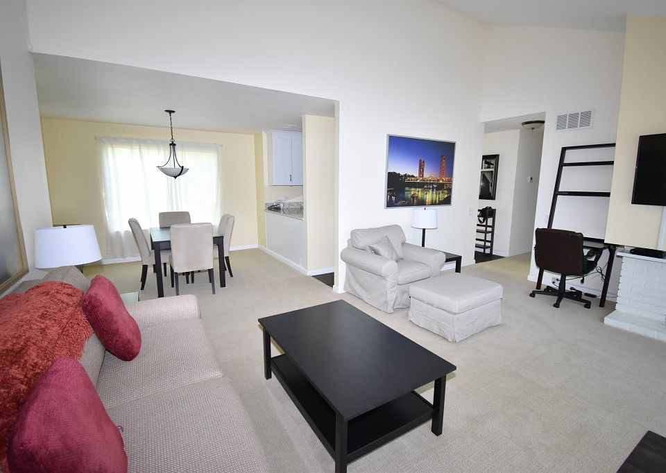 1st image of 602 Woodside Sierra Unit 2