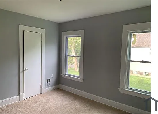 10015 Somerset Ave #EAST — Photo 7