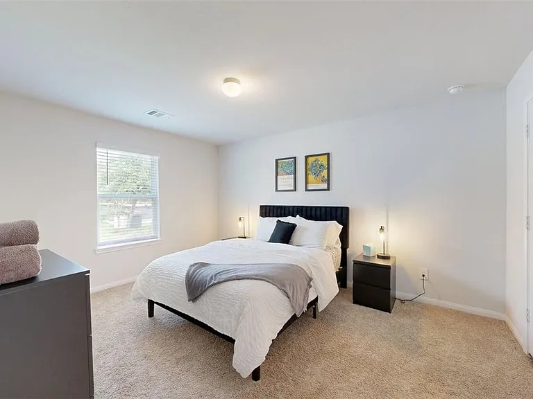 963 Harper Ln — Photo 33