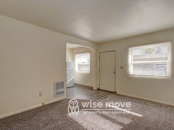 3rd image of 2605 E 20th St #1B-1BA-507SQFT