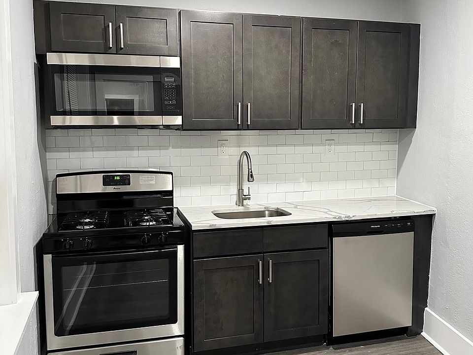 1st image of 200 W Sedgwick St #104