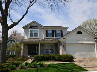 1813 Josilyn Ct, Libertyville, IL 60048