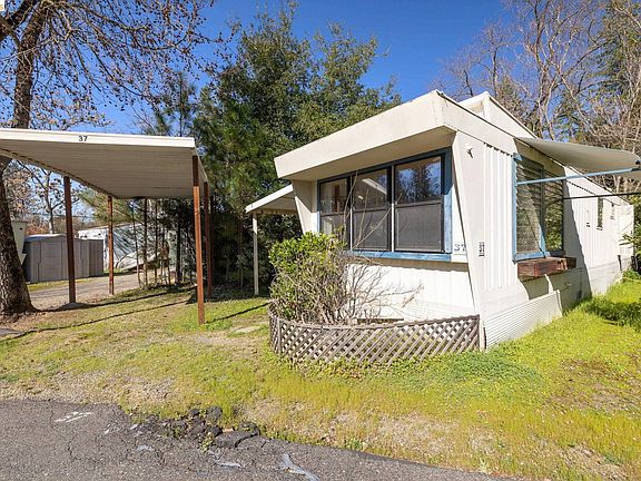 2nd image of 2216 Parrotts Ferry Rd #37