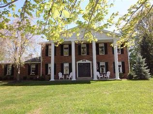 1975 Conway Hills Dr, Hebron, KY 41048