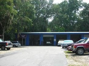 1st image of 1124 SE 4th St