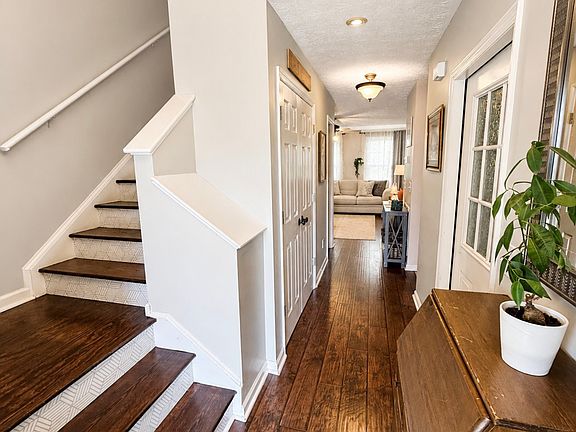 2nd image of 2428 E University Dr APT 206