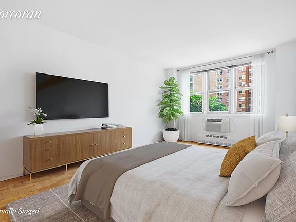 5th image of 215 E 80th St APT 4D