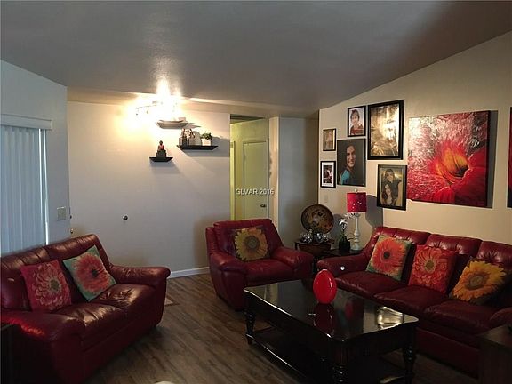 2nd image of 2265 Sierra Sunrise St