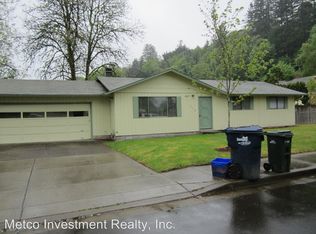 243 W I St, Springfield, OR 97477