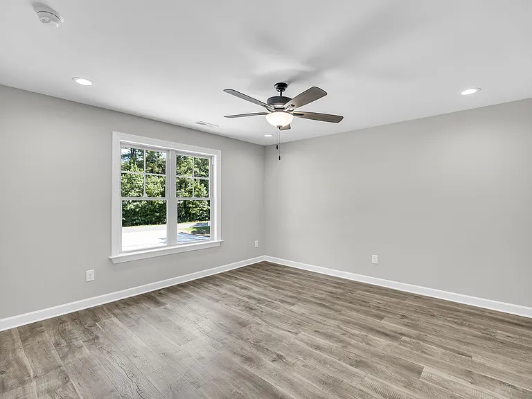 503 B H Parrish Rd — Photo 9