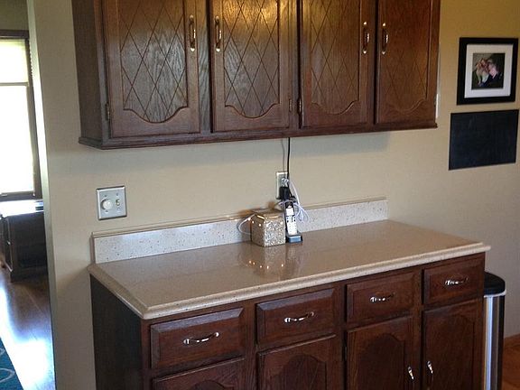 4th image of 1011 Skyline Dr