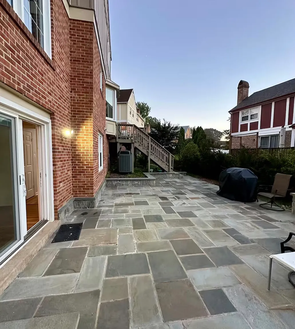 2 bed, 1000 sqft, $2,500 — Photo 1