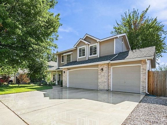 3rd image of 4931 N Contour Way