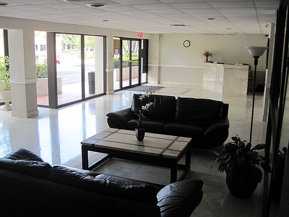 5th image of 7904 West Dr APT 114