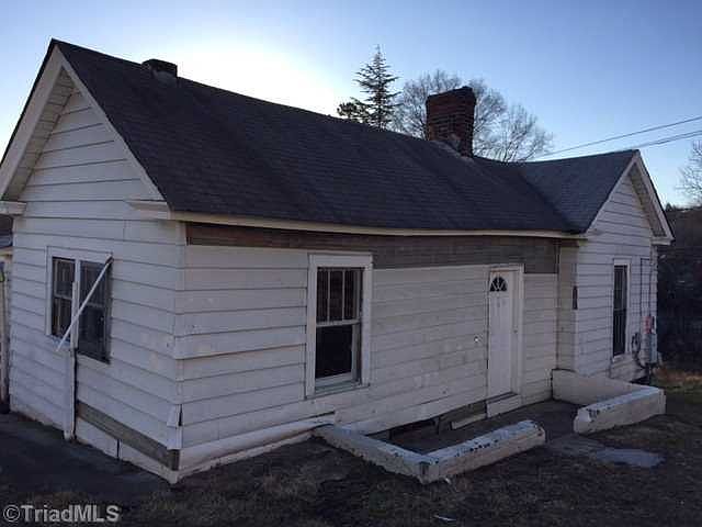 1st image of 110 Short Morgan St