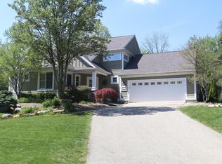 2139 Kruppvilla Dr NE, Grand Rapids, MI 49503