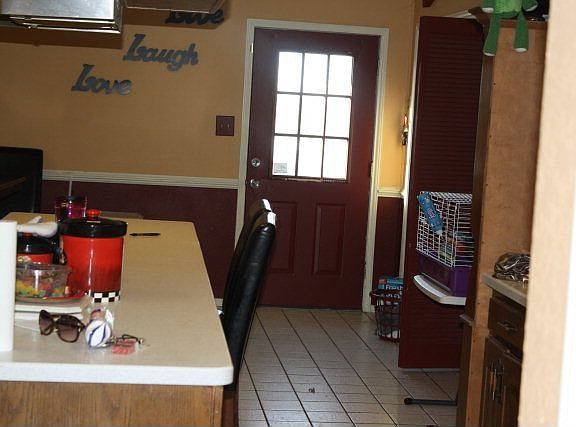 3rd image of 16560 S Us Highway 385