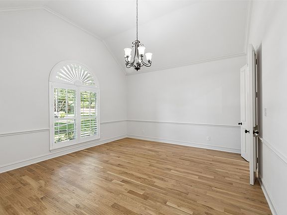 3rd image of 5104 Longwood Ct