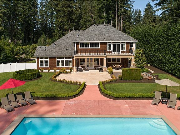 2nd image of 14628 Bear Creek Rd NE