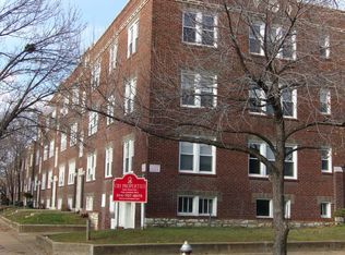 3653 Bates St APT 2W, Saint Louis, MO 63116
