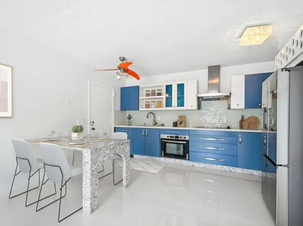2180 NE 67th Street #711, Fort Lauderdale, FL 33308