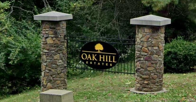 2nd image of 6 Castle Pointe Dr