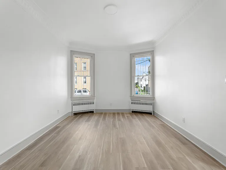 163 Summit Ave — Photo 20