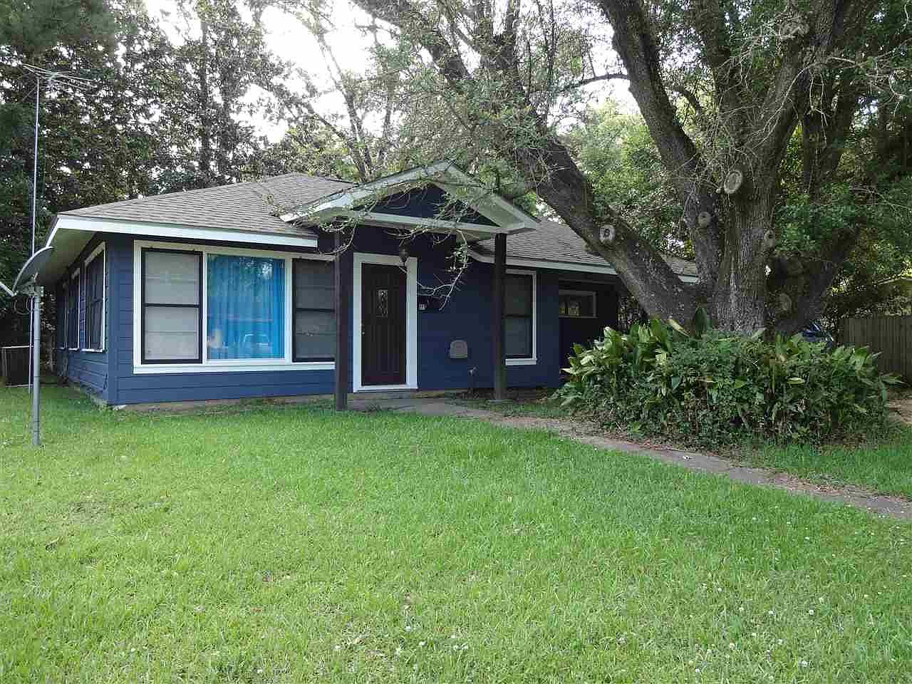 111 Britton Dr, Silsbee, TX 77656 Zillow