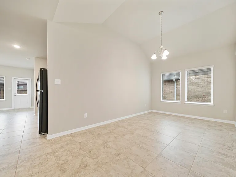 8907 Arundal Gdn — Photo 13