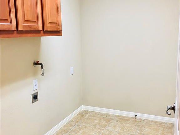 5th image of 11116 Claro Vista Cv