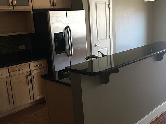 3rd image of 2920 Martinsville Rd APT 203