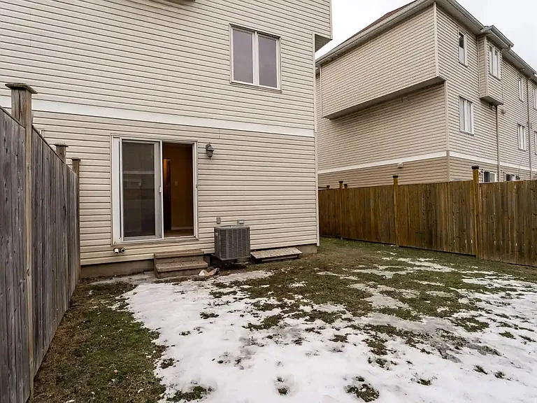231 Kennevale Dr #1 — Photo 2