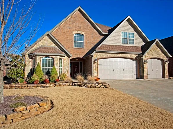 4203 SW Banbury Dr, Bentonville, AR 72712