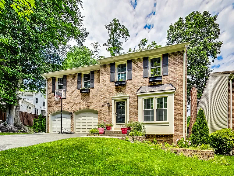 9802 Campbell Dr — Photo 3