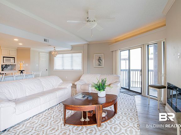 4th image of 4150 Spinnaker Dr #1020A