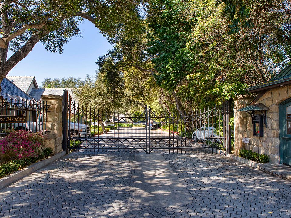 1st image of 40 Hammond Dr