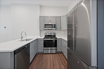 5th image of 1904 Linn St #1
