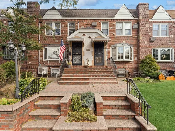 64-15 78th St #1, Middle Village, NY 11379