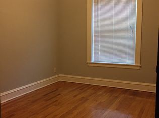 3656 W Eddy St, Chicago, IL 60618